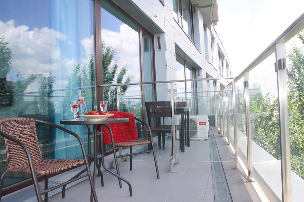 Apart Studio Warszawa Apartment Екстериор снимка